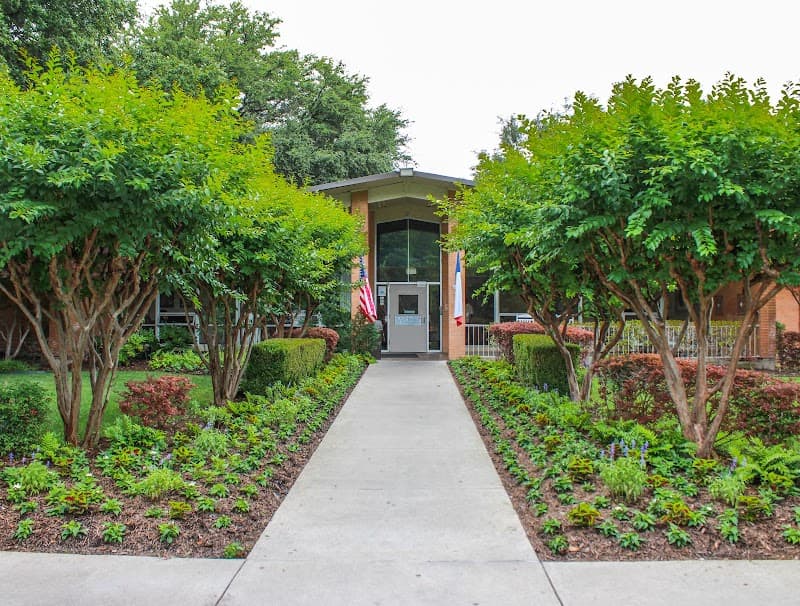 Photo of Five Points at Lake Highlands Nursing and Rehab