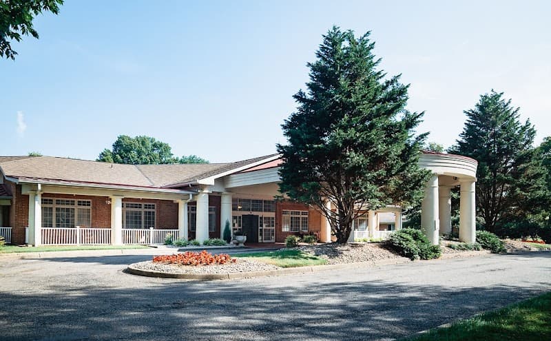 Photo of Signature Healthcare at Jefferson Place Rehab & We