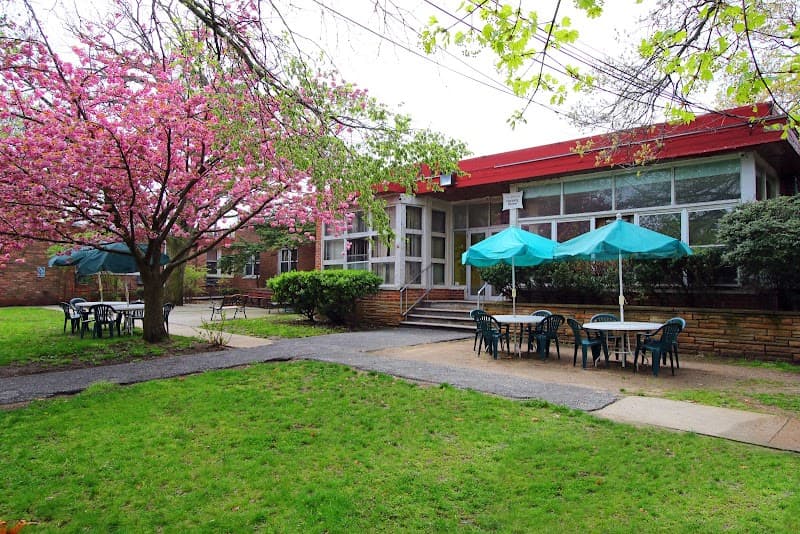 Photo of FAR ROCKAWAY CENTER FOR REHABILITATION AND NURSING