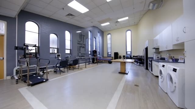 Photo of MONUMENTALPOSTACUTECARE AT WOODSIDE PARK